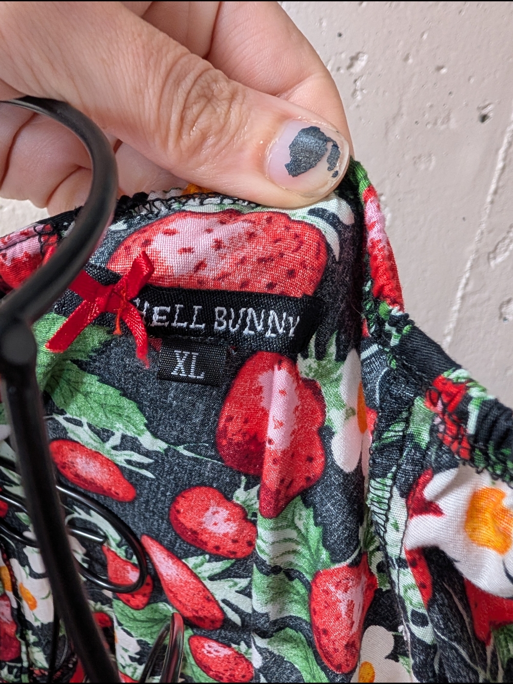 Hell Bunny Black Strawberry & Daisy Fit-and-Flare Midi Dress - Picture 4 of 6